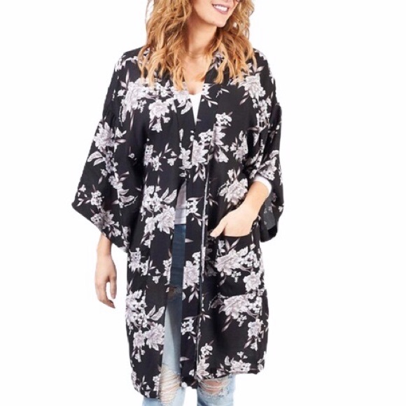 Spiritual Gangster Floral Kimono - Picture 5 of 11